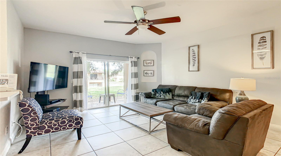 Wonderful Living Room With Big Screen Tv