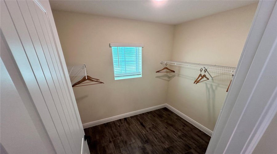 Kissimmee, Florida 34747, 3 Bedrooms Bedrooms, ,3 Bathroomsbathrooms,Residential,For Sale,On The Rocks,Mfro6149641