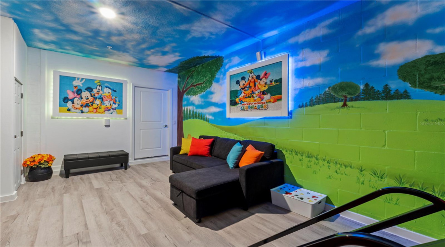 DAVENPORT, Florida 33896, 2 Bedrooms Bedrooms, ,2 BathroomsBathrooms,Residential,For Sale,SPLASH SHOT,0,MFRO6184900