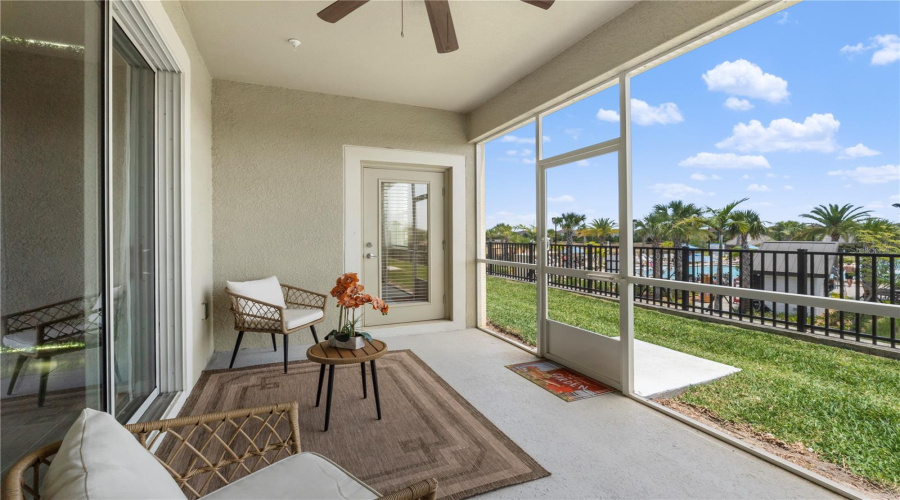 DAVENPORT, Florida 33896, 2 Bedrooms Bedrooms, ,2 BathroomsBathrooms,Residential,For Sale,SPLASH SHOT,0,MFRO6184900