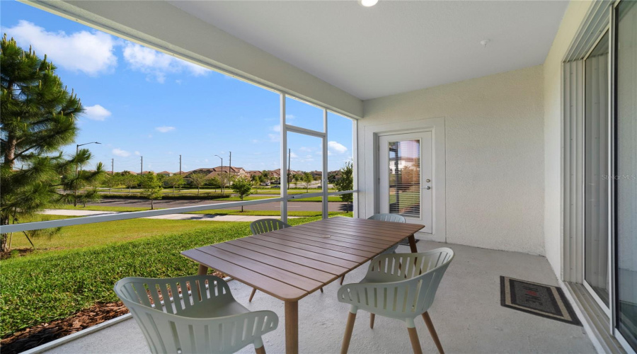In The Perfect Location To Enjoy The World Renowned Theme Parks Central Florida Is Known For, This Home Is Ready And Waiting To Be Your New Vacation Spot Or The Short Term Rental Investment Opportunity You Have Been Dreaming Of.