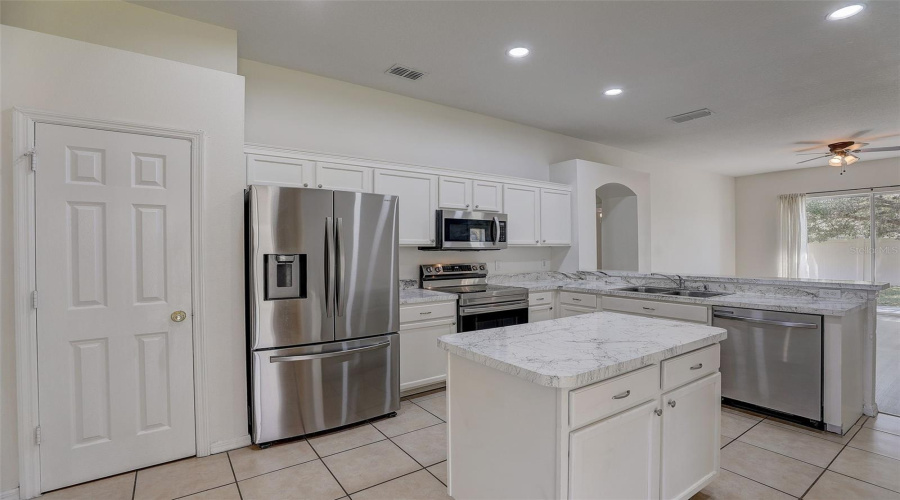 Beautifully Updated Kitchen. Appliances, Countertops And Interior Paint Were All Done In 2023