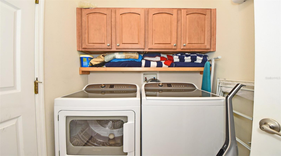 Celebration, Florida 34747, 4 Bedrooms Bedrooms, ,2 Bathroomsbathrooms,Residential,For Sale,Tapestry,Mfrs5104776