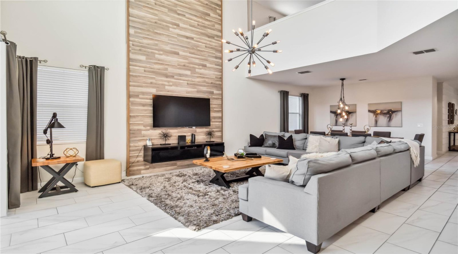 Kissimmee, Florida 34746, 5 Bedrooms Bedrooms, ,5 Bathroomsbathrooms,Residential,For Sale,Sleepy Hollow,Mfro6205563