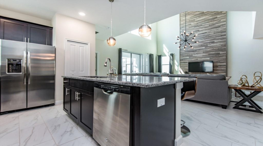 Kissimmee, Florida 34746, 5 Bedrooms Bedrooms, ,5 Bathroomsbathrooms,Residential,For Sale,Sleepy Hollow,Mfro6205563