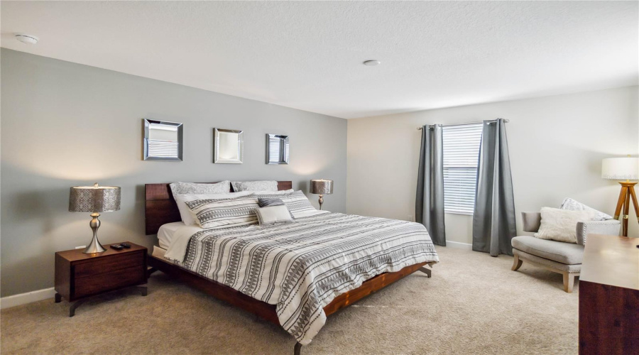 Kissimmee, Florida 34746, 5 Bedrooms Bedrooms, ,5 Bathroomsbathrooms,Residential,For Sale,Sleepy Hollow,Mfro6205563