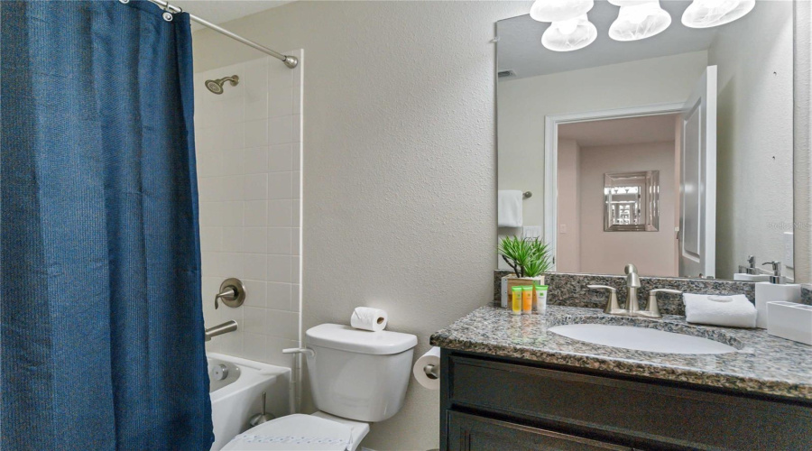 Kissimmee, Florida 34746, 5 Bedrooms Bedrooms, ,5 Bathroomsbathrooms,Residential,For Sale,Sleepy Hollow,Mfro6205563