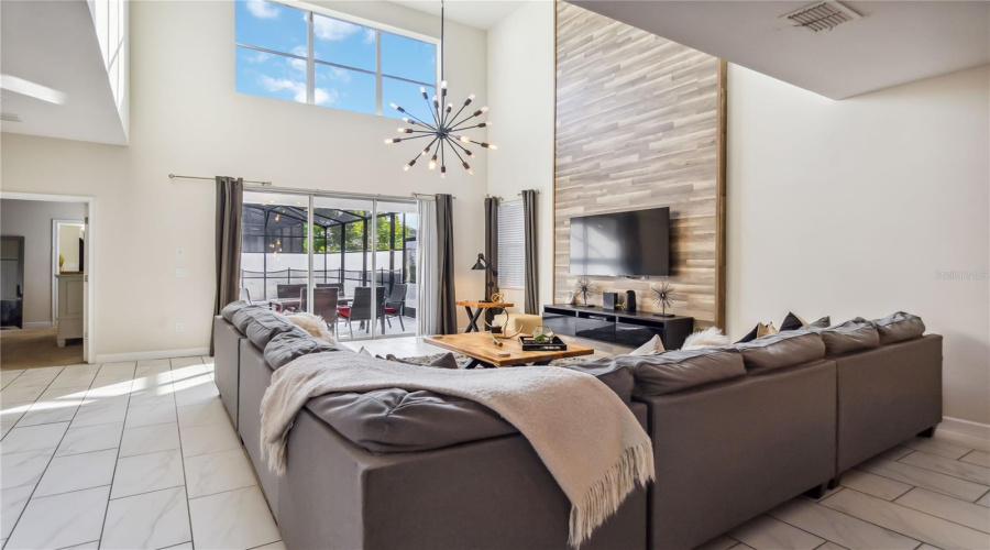 Kissimmee, Florida 34746, 5 Bedrooms Bedrooms, ,5 Bathroomsbathrooms,Residential,For Sale,Sleepy Hollow,Mfro6205563