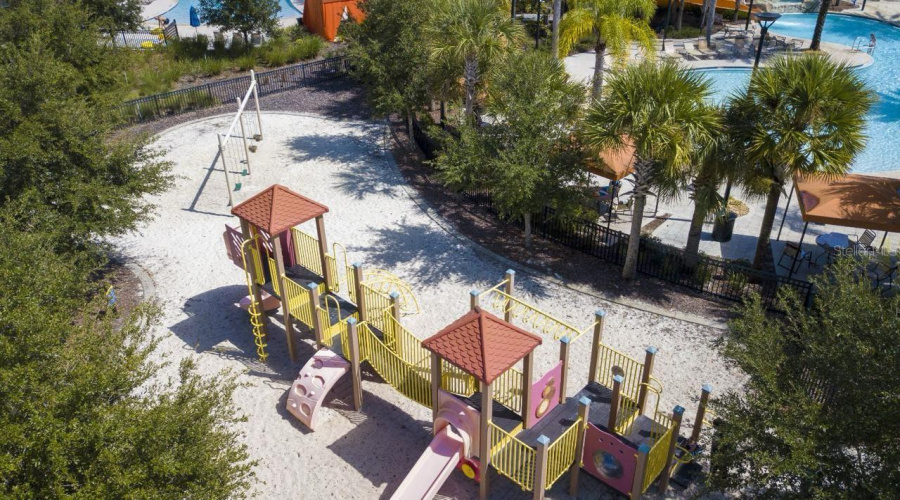 DAVENPORT, Florida 33837, 12 Bedrooms Bedrooms, ,11 BathroomsBathrooms,Residential,For Sale,OAKBOURNE,0,MFRO6207057