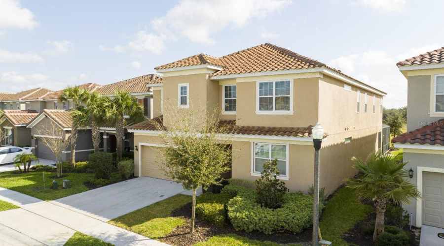 DAVENPORT, Florida 33837, 12 Bedrooms Bedrooms, ,11 BathroomsBathrooms,Residential,For Sale,OAKBOURNE,0,MFRO6207057
