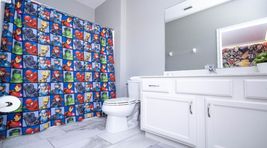 DAVENPORT, Florida 33837, 12 Bedrooms Bedrooms, ,11 BathroomsBathrooms,Residential,For Sale,OAKBOURNE,0,MFRO6207057