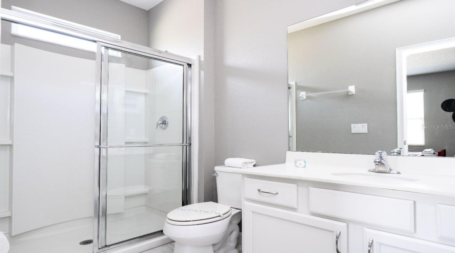 DAVENPORT, Florida 33837, 12 Bedrooms Bedrooms, ,11 BathroomsBathrooms,Residential,For Sale,OAKBOURNE,0,MFRO6207057