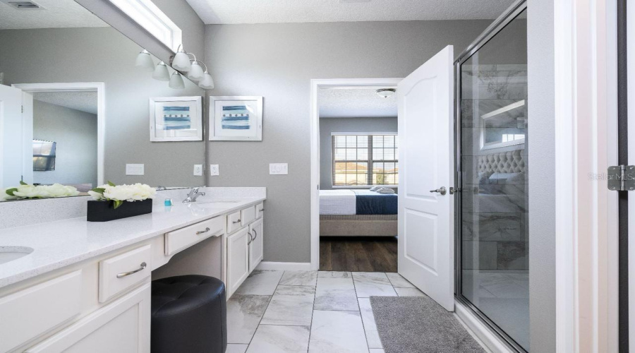DAVENPORT, Florida 33837, 12 Bedrooms Bedrooms, ,11 BathroomsBathrooms,Residential,For Sale,OAKBOURNE,0,MFRO6207057
