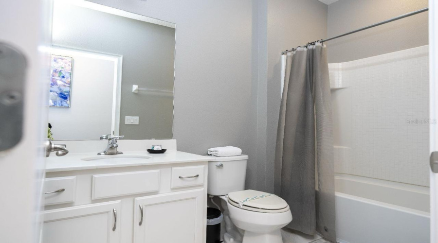 DAVENPORT, Florida 33837, 12 Bedrooms Bedrooms, ,11 BathroomsBathrooms,Residential,For Sale,OAKBOURNE,0,MFRO6207057