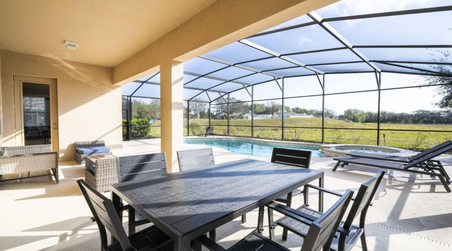 DAVENPORT, Florida 33837, 12 Bedrooms Bedrooms, ,11 BathroomsBathrooms,Residential,For Sale,OAKBOURNE,0,MFRO6207057