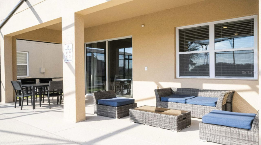 DAVENPORT, Florida 33837, 12 Bedrooms Bedrooms, ,11 BathroomsBathrooms,Residential,For Sale,OAKBOURNE,0,MFRO6207057