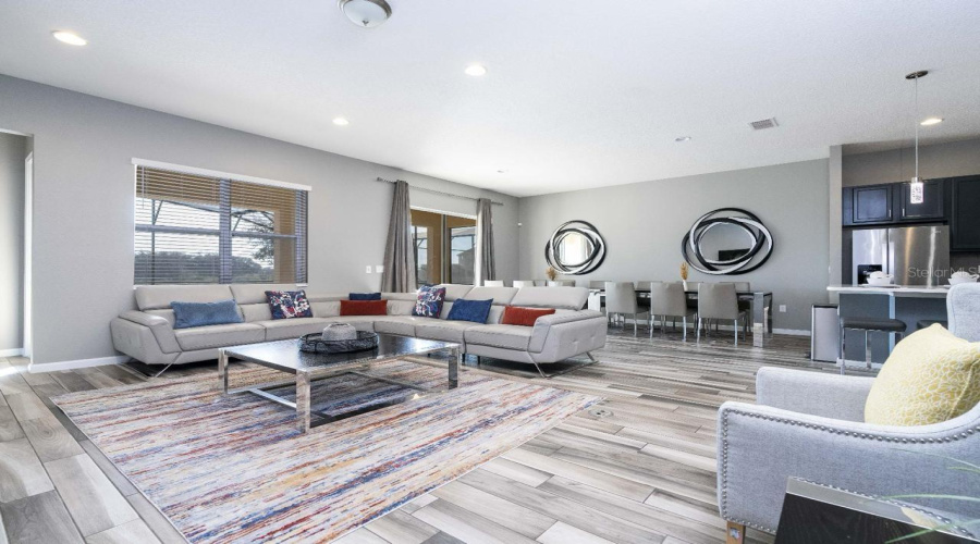 DAVENPORT, Florida 33837, 12 Bedrooms Bedrooms, ,11 BathroomsBathrooms,Residential,For Sale,OAKBOURNE,0,MFRO6207057