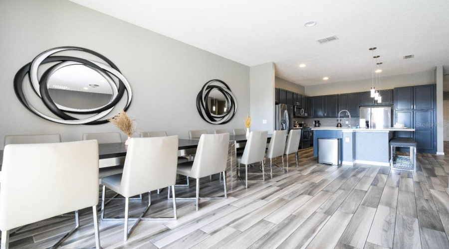 DAVENPORT, Florida 33837, 12 Bedrooms Bedrooms, ,11 BathroomsBathrooms,Residential,For Sale,OAKBOURNE,0,MFRO6207057