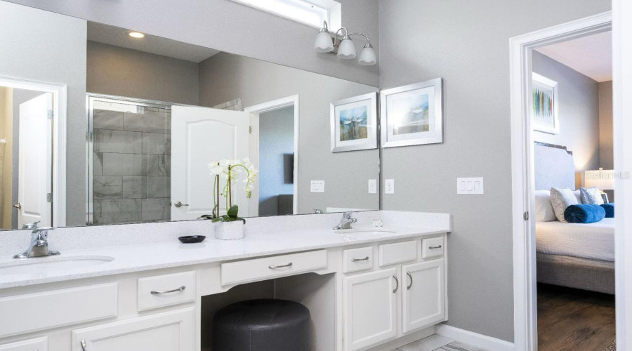 DAVENPORT, Florida 33837, 12 Bedrooms Bedrooms, ,11 BathroomsBathrooms,Residential,For Sale,OAKBOURNE,0,MFRO6207057