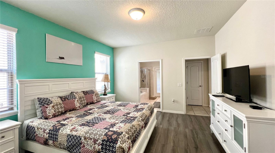 KISSIMMEE, Florida 34747, 8 Bedrooms Bedrooms, ,6 BathroomsBathrooms,Residential,For Sale,TRIPOLI,MFRS5104927