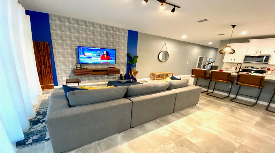 KISSIMMEE, Florida 34747, 5 Bedrooms Bedrooms, ,4 BathroomsBathrooms,Residential,For Sale,COOPER BELL,0,MFRO6211969