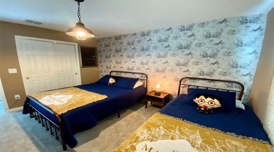 KISSIMMEE, Florida 34747, 5 Bedrooms Bedrooms, ,4 BathroomsBathrooms,Residential,For Sale,COOPER BELL,0,MFRO6211969
