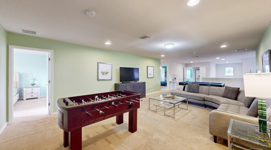 KISSIMMEE, Florida 34747, 8 Bedrooms Bedrooms, ,6 BathroomsBathrooms,Residential,For Sale,LIMA,0,MFRO6210246