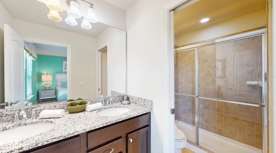 KISSIMMEE, Florida 34747, 8 Bedrooms Bedrooms, ,6 BathroomsBathrooms,Residential,For Sale,LIMA,0,MFRO6210246