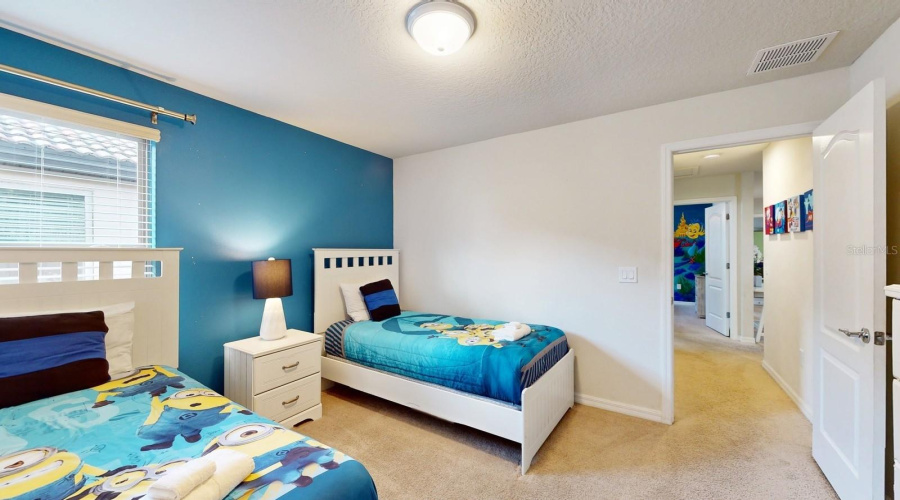 KISSIMMEE, Florida 34747, 8 Bedrooms Bedrooms, ,6 BathroomsBathrooms,Residential,For Sale,LIMA,0,MFRO6210246