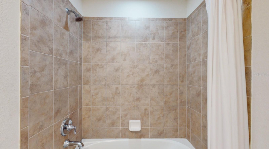 KISSIMMEE, Florida 34747, 8 Bedrooms Bedrooms, ,6 BathroomsBathrooms,Residential,For Sale,LIMA,0,MFRO6210246
