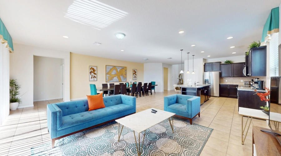 KISSIMMEE, Florida 34747, 8 Bedrooms Bedrooms, ,6 BathroomsBathrooms,Residential,For Sale,LIMA,0,MFRO6210246