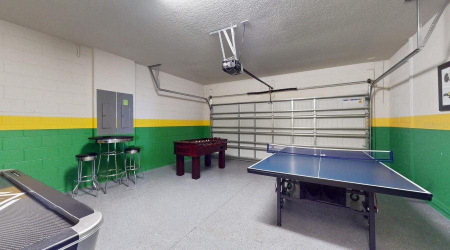 KISSIMMEE, Florida 34747, 8 Bedrooms Bedrooms, ,6 BathroomsBathrooms,Residential,For Sale,LIMA,0,MFRO6210246