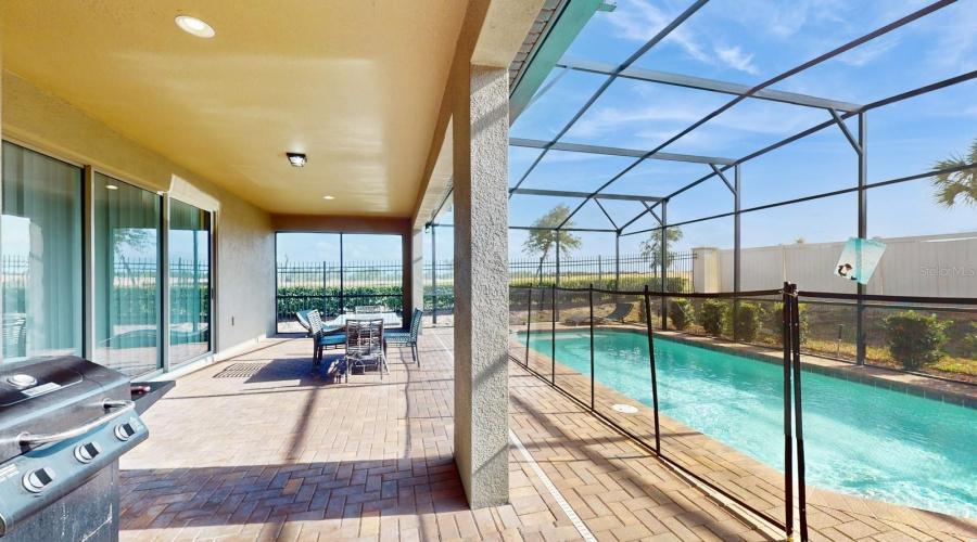 KISSIMMEE, Florida 34747, 8 Bedrooms Bedrooms, ,6 BathroomsBathrooms,Residential,For Sale,LIMA,0,MFRO6210246