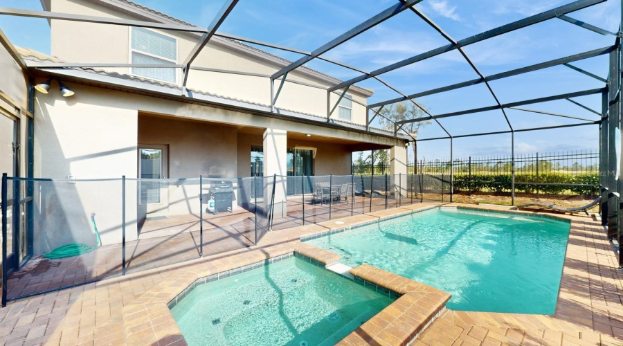 KISSIMMEE, Florida 34747, 8 Bedrooms Bedrooms, ,6 BathroomsBathrooms,Residential,For Sale,LIMA,0,MFRO6210246