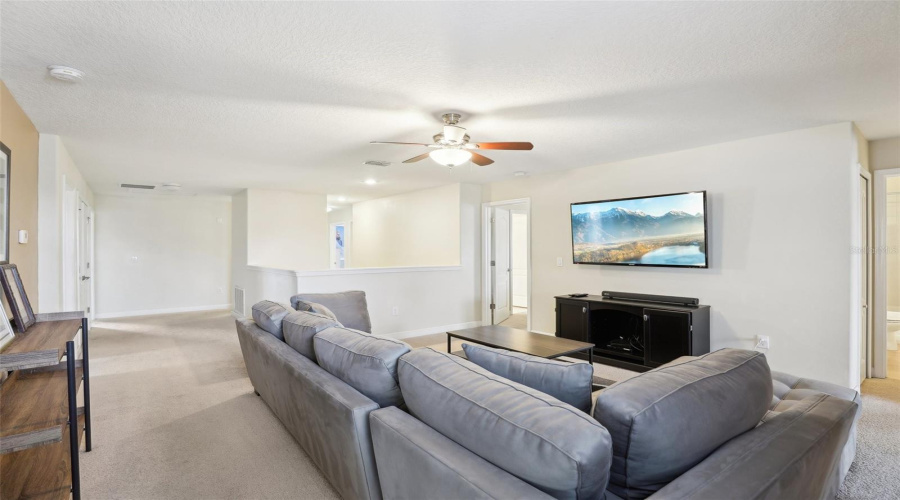 DAVENPORT, Florida 33896, 8 Bedrooms Bedrooms, ,5 BathroomsBathrooms,Residential,For Sale,WEXFORD,0,MFRO6209011