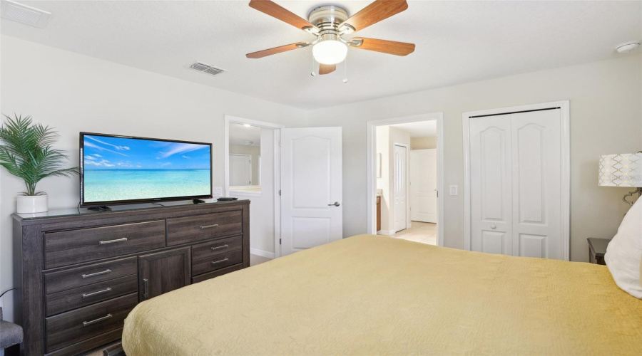 DAVENPORT, Florida 33896, 8 Bedrooms Bedrooms, ,5 BathroomsBathrooms,Residential,For Sale,WEXFORD,0,MFRO6209011
