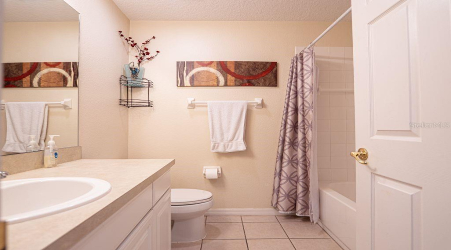 Kissimmee, Florida 34746, 4 Bedrooms Bedrooms, ,3 Bathroomsbathrooms,Residential,For Sale,Cumbrian Lakes,Mfro6219226
