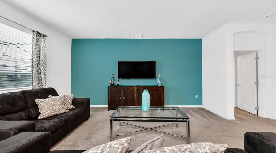 KISSIMMEE, Florida 34746, 6 Bedrooms Bedrooms, ,4 BathroomsBathrooms,Residential,For Sale,BALLO,0,MFRO6167870