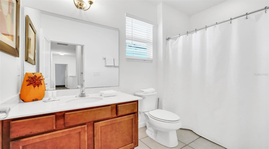 KISSIMMEE, Florida 34746, 6 Bedrooms Bedrooms, ,4 BathroomsBathrooms,Residential,For Sale,BALLO,0,MFRO6167870
