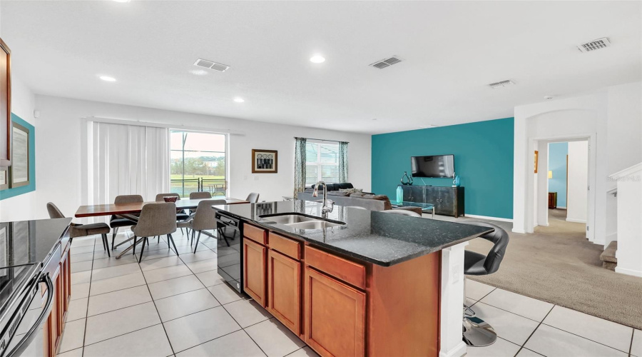KISSIMMEE, Florida 34746, 6 Bedrooms Bedrooms, ,4 BathroomsBathrooms,Residential,For Sale,BALLO,0,MFRO6167870