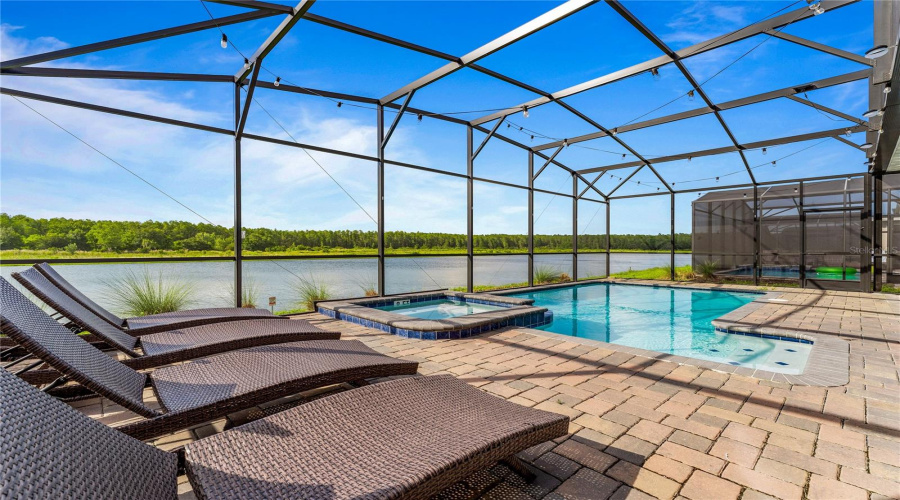 Kissimmee, Florida 34746, 8 Bedrooms Bedrooms, ,5 Bathroomsbathrooms,Residential,For Sale,Paragraph,Mfrg5083655