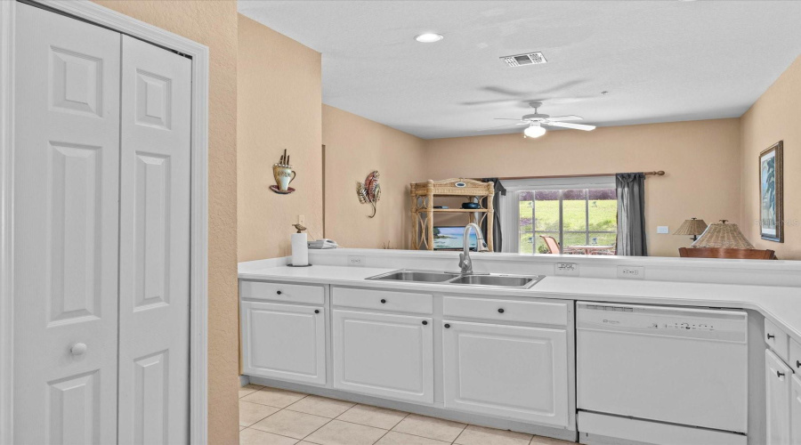 Davenport, Florida 33897, 2 Bedrooms Bedrooms, ,2 Bathroomsbathrooms,Residential,For Sale,New Providence Promenade,Mfro6221307