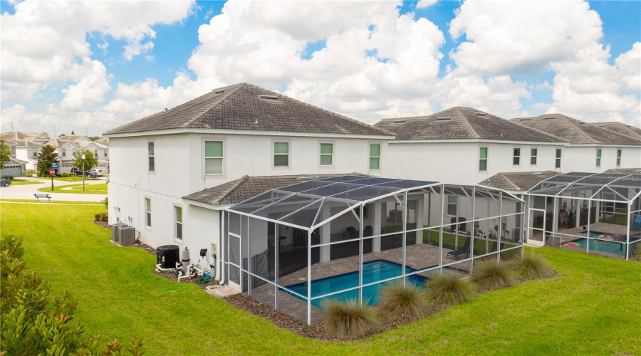 Davenport, Florida 33896, 6 Bedrooms Bedrooms, ,6 Bathroomsbathrooms,Residential,For Sale,Stinger,Mfro6219187