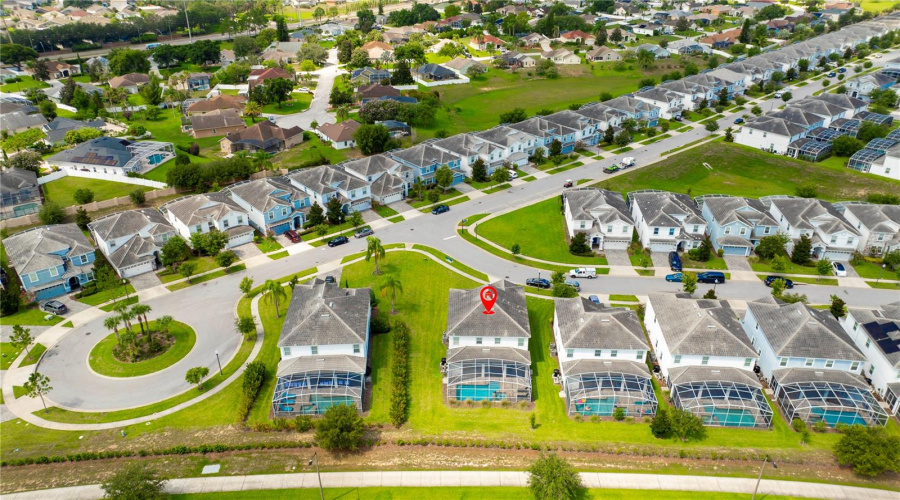 Davenport, Florida 33896, 6 Bedrooms Bedrooms, ,6 Bathroomsbathrooms,Residential,For Sale,Stinger,Mfro6219187