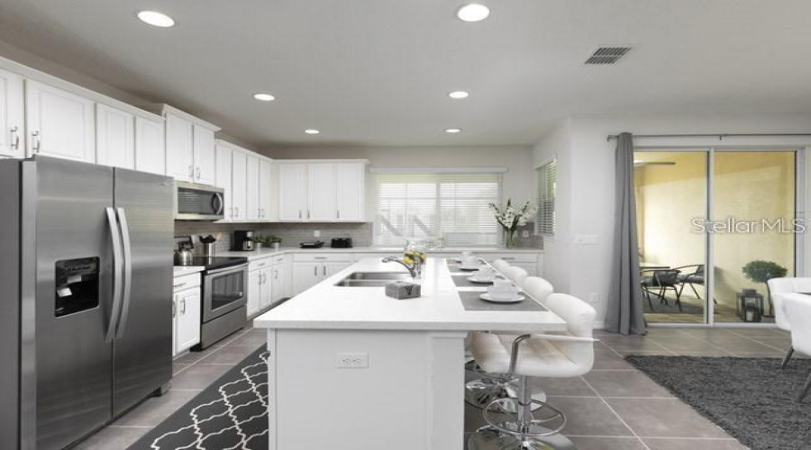 Kissimmee, Florida 34747, 4 Bedrooms Bedrooms, ,4 Bathroomsbathrooms,Residential,For Sale,Carey Palm,Mfro6221438