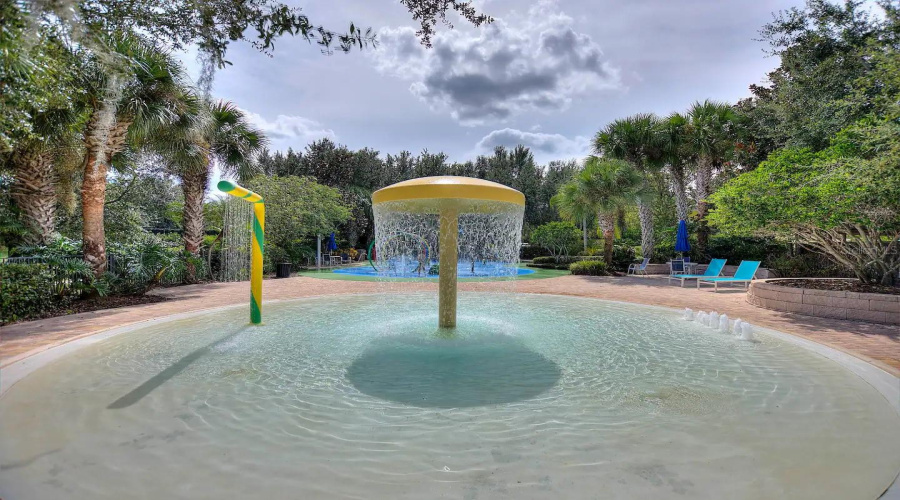 Davenport, Florida 33897, 3 Bedrooms Bedrooms, ,2 Bathroomsbathrooms,Residential,For Sale,Lucaya,Mfro6221568