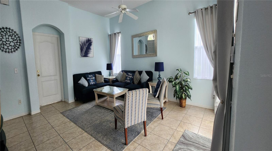 Davenport, Florida 33897, 5 Bedrooms Bedrooms, ,3 Bathroomsbathrooms,Residential,For Sale,Brunello,Mfrs5108247