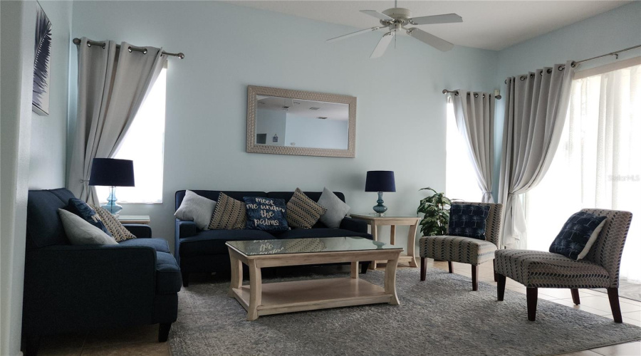 Davenport, Florida 33897, 5 Bedrooms Bedrooms, ,3 Bathroomsbathrooms,Residential,For Sale,Brunello,Mfrs5108247