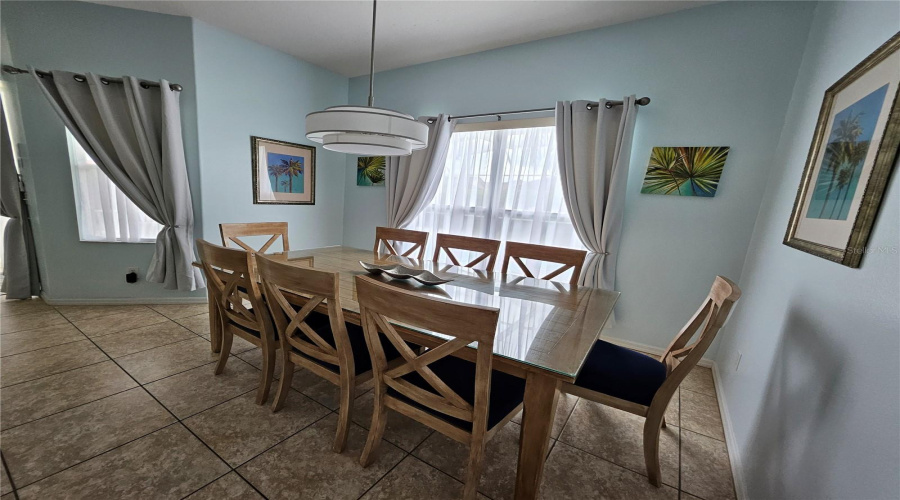 Davenport, Florida 33897, 5 Bedrooms Bedrooms, ,3 Bathroomsbathrooms,Residential,For Sale,Brunello,Mfrs5108247