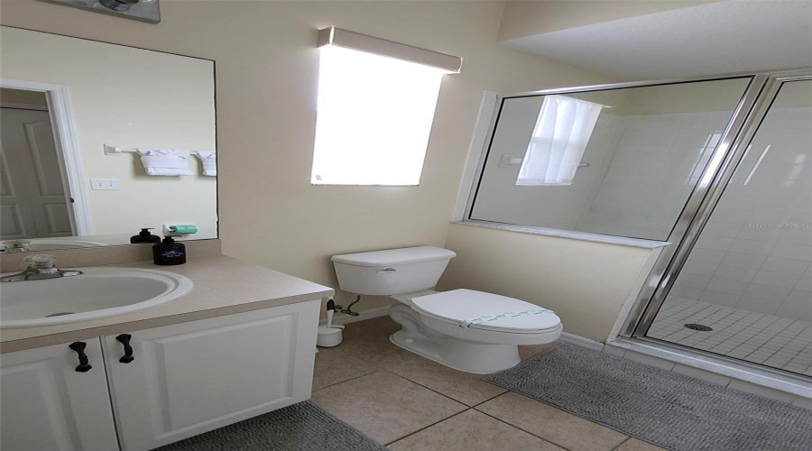 Davenport, Florida 33897, 5 Bedrooms Bedrooms, ,3 Bathroomsbathrooms,Residential,For Sale,Brunello,Mfrs5108247